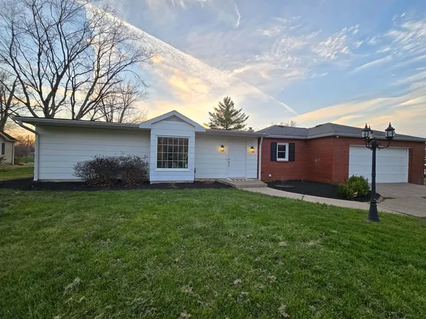 $299,900 | 14652 North Il Highway, Mount Vernon, IL 62864
