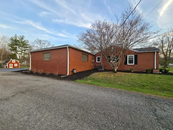 $299,900 | 14652 North Il Highway, Mount Vernon, IL 62864