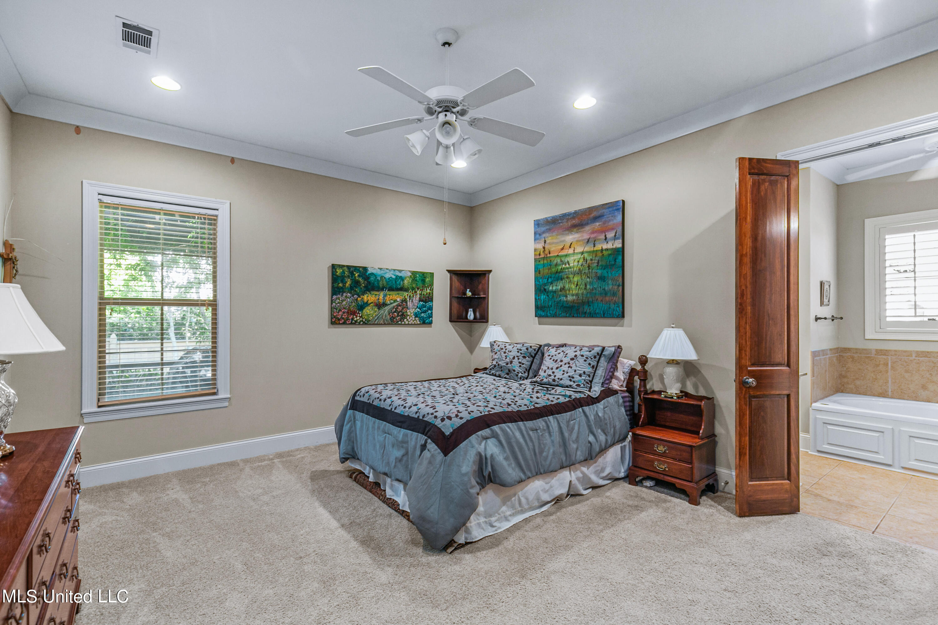 469 Kingsbridge Road Madison, MS 39110 - Photo 25 of 52 469 Kingsbridge-34