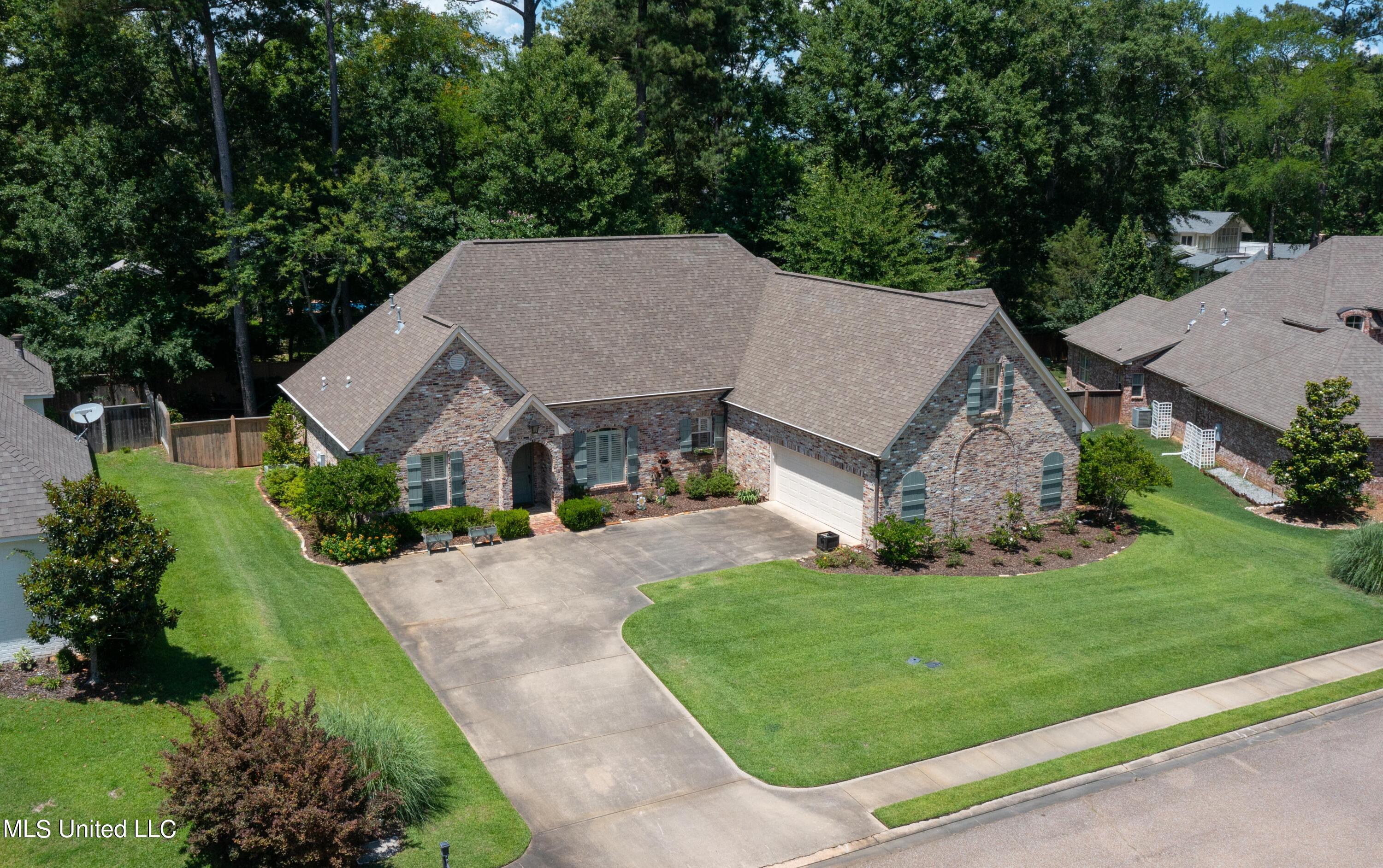469 Kingsbridge Road Madison, MS 39110 - Photo 47 of 52 469 Kingsbridge-62