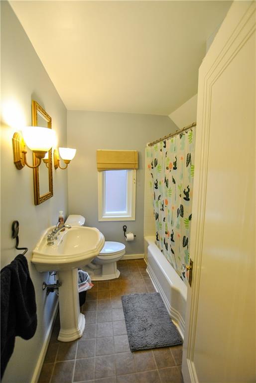 203 Overdale Road Pittsburgh, PA 15221 - Photo 14 of 23 Gallery Image 14