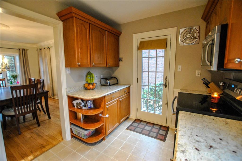 203 Overdale Road Pittsburgh, PA 15221 - Photo 8 of 23 Gallery Image 8