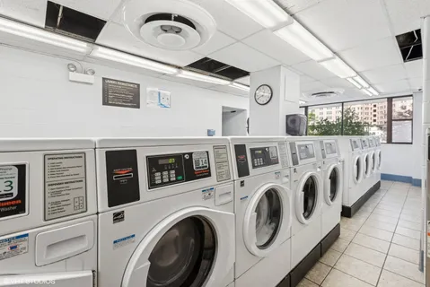 $299,000 | 5455 North Sheridan Road, Unit 1601, Chicago, IL 60640