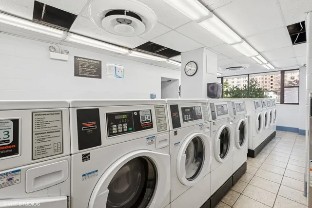 $299,000 | 5455 North Sheridan Road, Unit 1601, Chicago, IL 60640