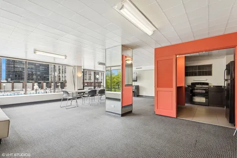 $299,000 | 5455 North Sheridan Road, Unit 1601, Chicago, IL 60640