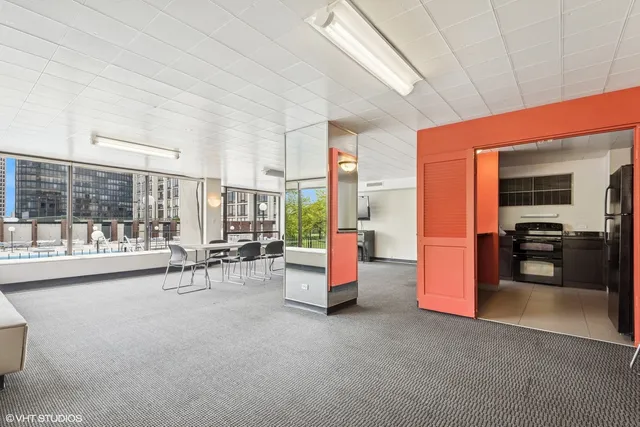 $299,000 | 5455 North Sheridan Road, Unit 1601, Chicago, IL 60640