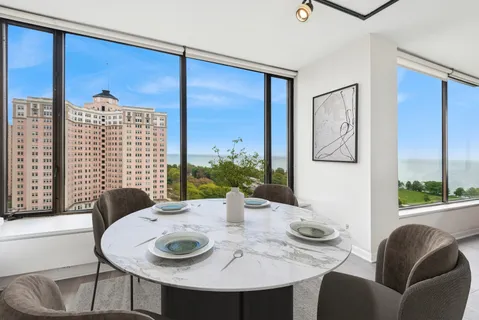 $299,000 | 5455 North Sheridan Road, Unit 1601, Chicago, IL 60640