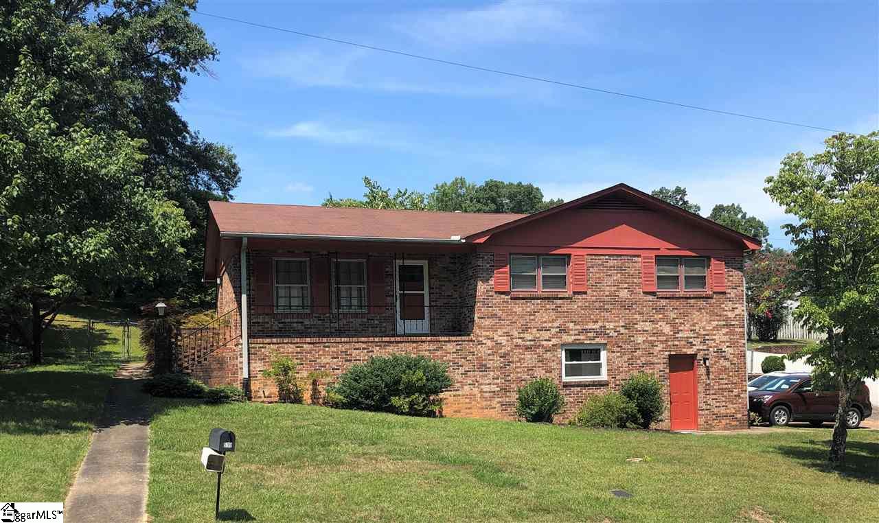 509 Tryon Street Greer, SC 29651 - Photo 1 of 34