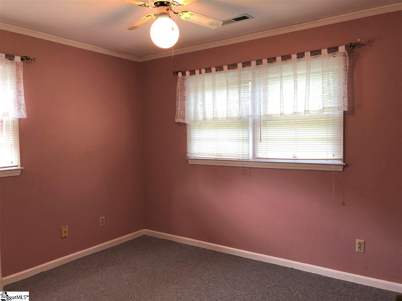 509 Tryon Street Greer, SC 29651 - Photo 15 of 34