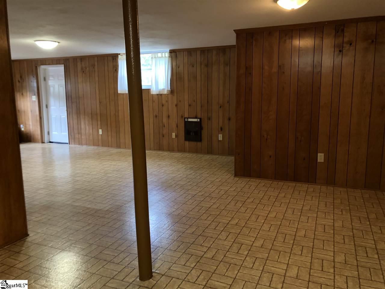 509 Tryon Street Greer, SC 29651 - Photo 18 of 34