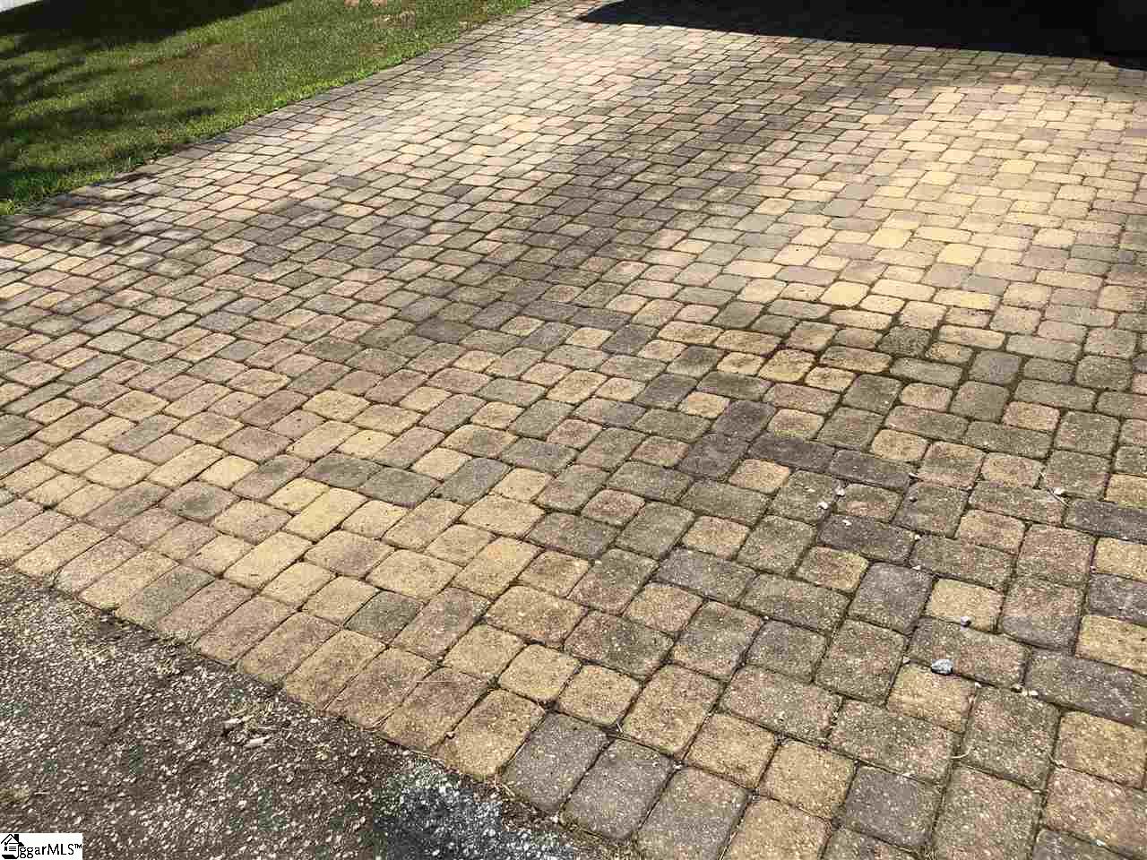 509 Tryon Street Greer, SC 29651 - Photo 31 of 34