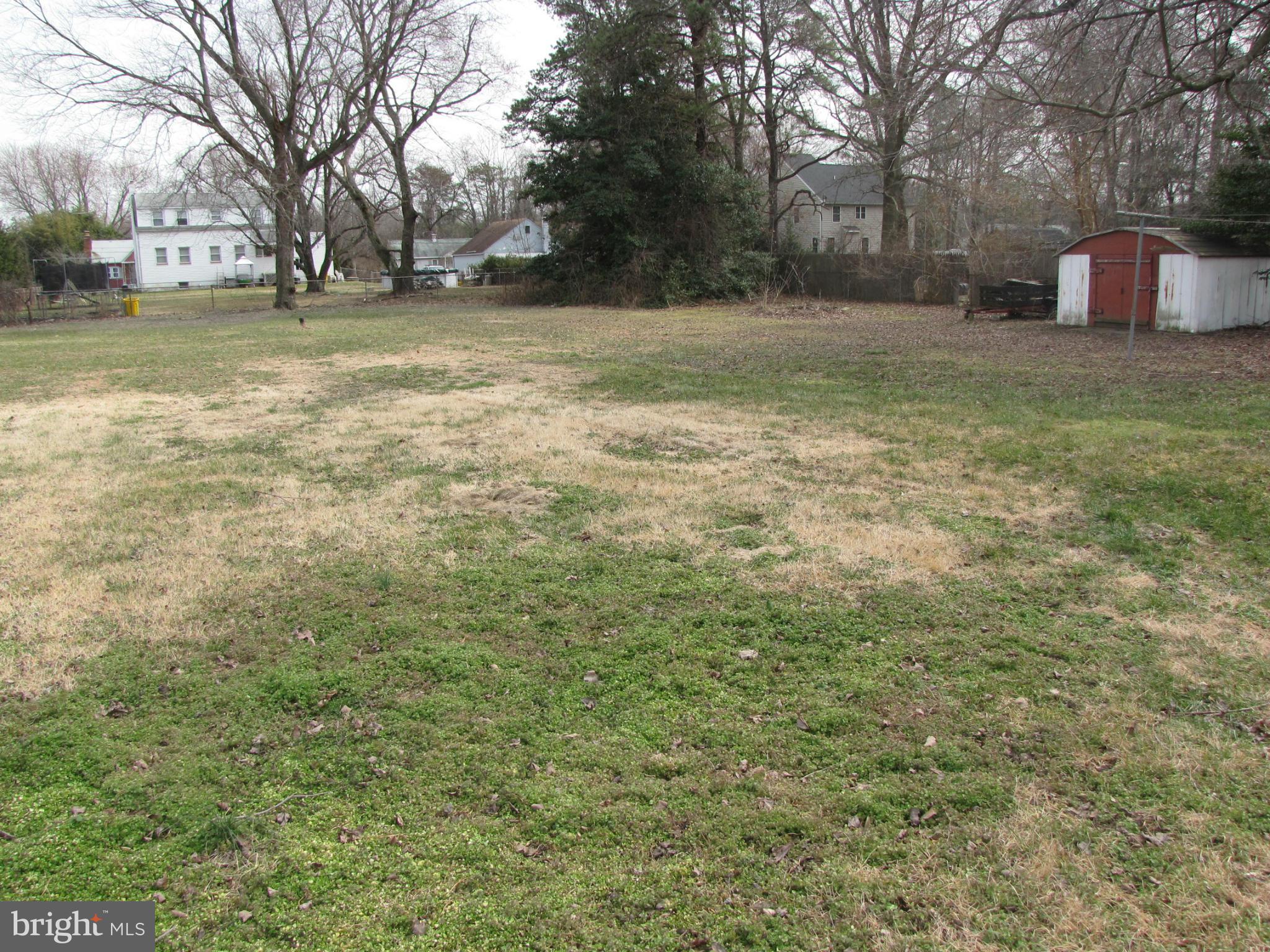27 Brookfield Road Pasadena, MD 21122 - Photo 18 of 20 a view of open space with green space