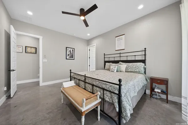 $797,500 | 2493 County Road 4713, La Coste, TX 78039