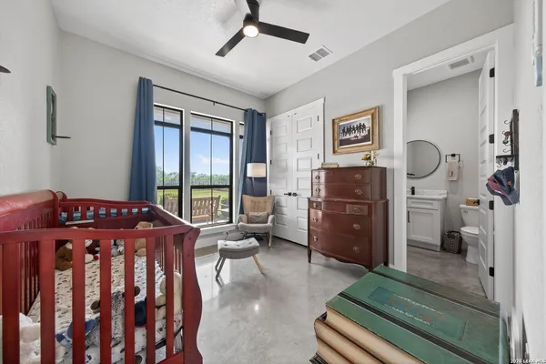 $797,500 | 2493 County Road 4713, La Coste, TX 78039