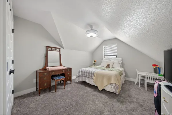 $797,500 | 2493 County Road 4713, La Coste, TX 78039