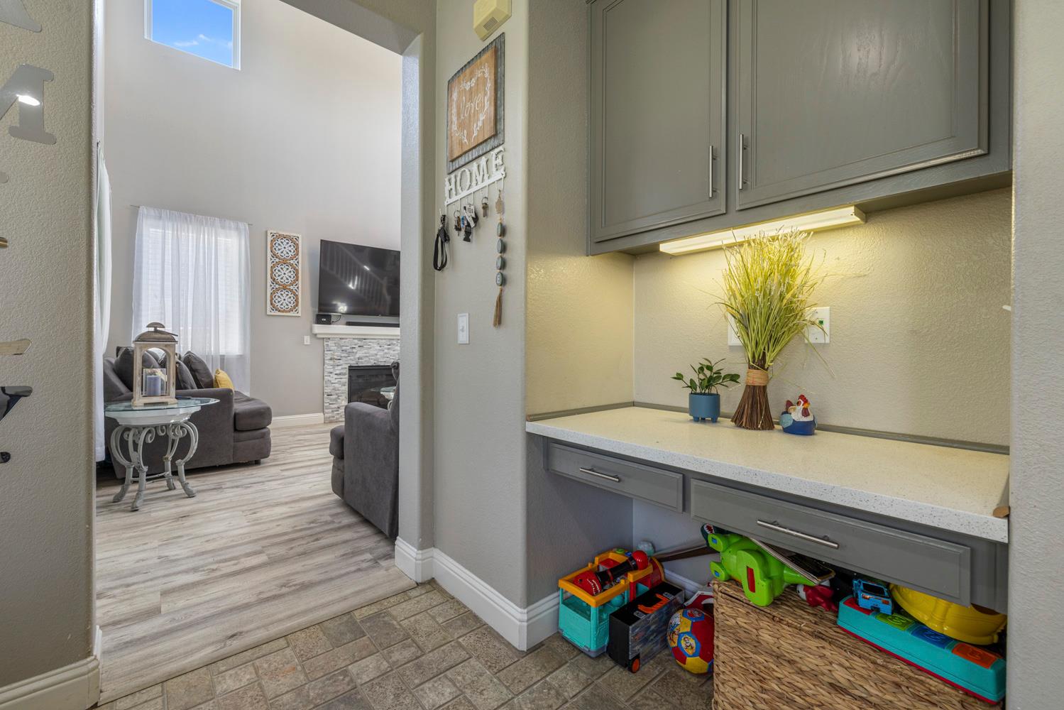 3145 Sweet Pea Avenue Merced, CA 95341 - Photo 17 of 25 a children room with toys