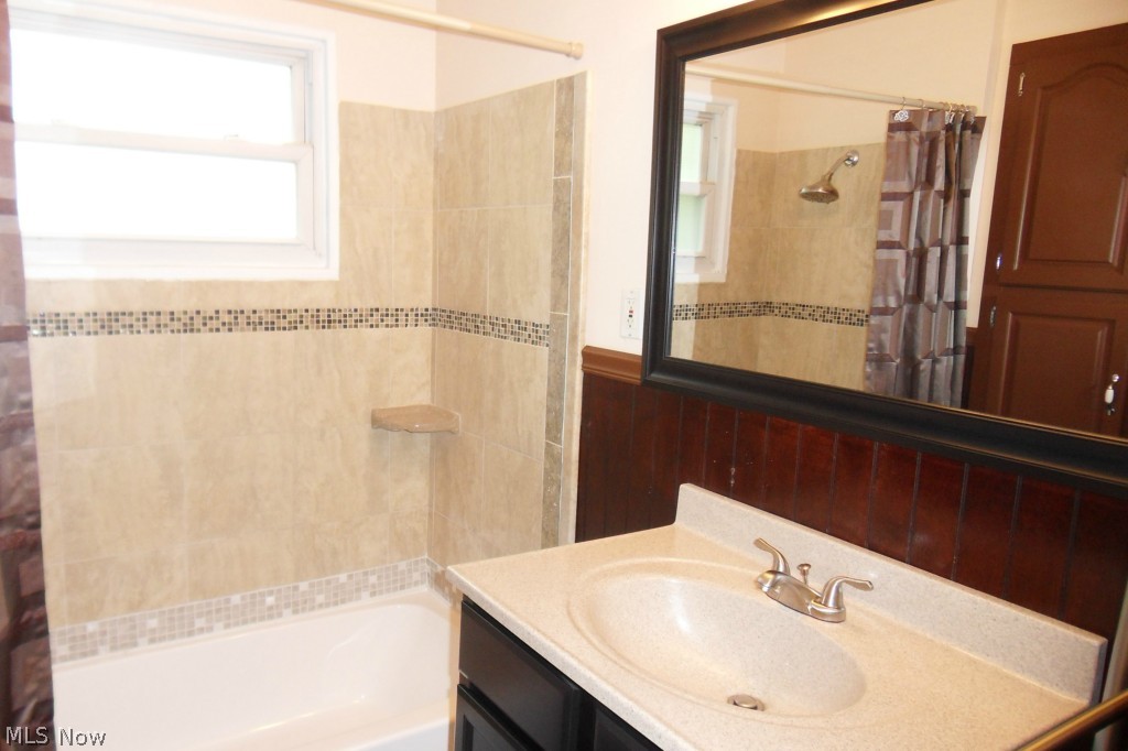 165 Everhard Road Southwest North Canton, OH 44720 - Photo 13 of 24 Gallery Image 13