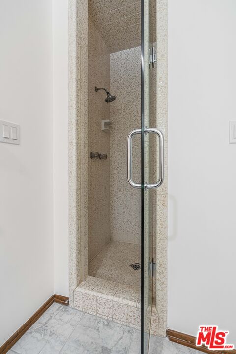 1181 Somera Road Los Angeles, CA 90077 - Photo 27 of 40 a bathroom with a shower