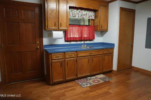 $527,650 | 1074 Midway Odom Road, Forest, MS 39074