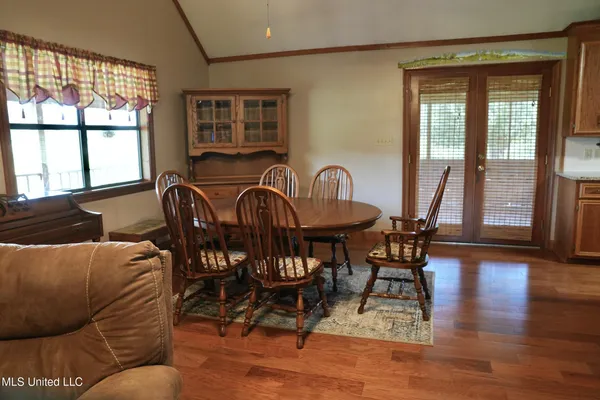 $527,650 | 1074 Midway Odom Road, Forest, MS 39074