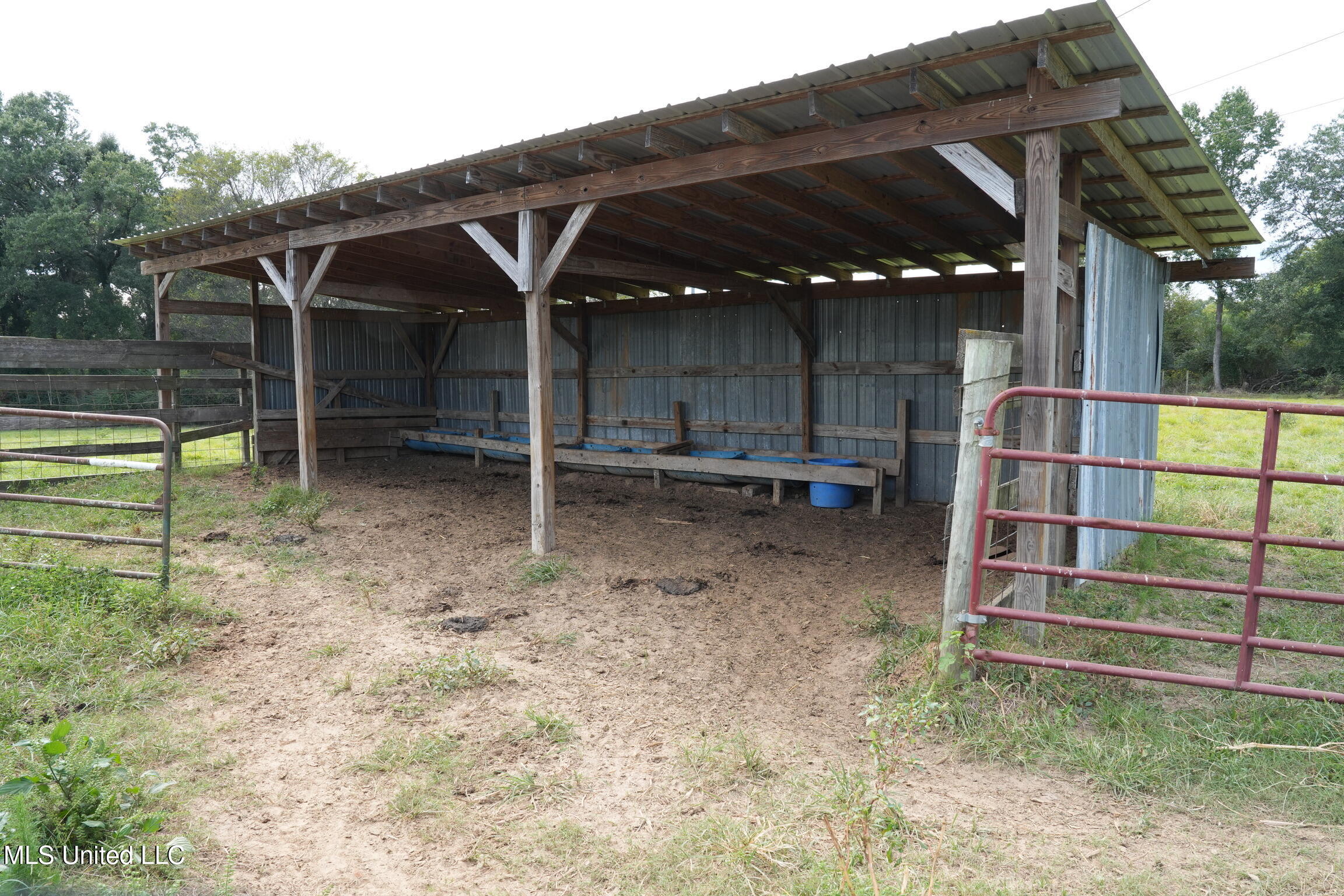 1074 Midway Odom Road Forest, MS 39074 - Photo 29 of 37 940EEFE8-6E94-4993-AD31-E13D4029549E
