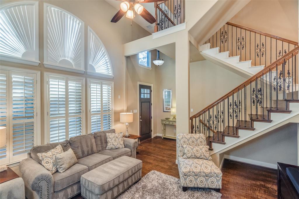 5709 Lunsford Road Plano, TX 75024 - Photo 4 of 29