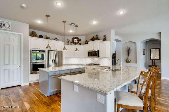 13355 West Coronado Road Goodyear, AZ 85395 - Photo 11 of 28 Walk-In Pantry
