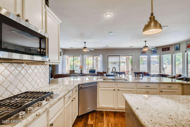13355 West Coronado Road Goodyear, AZ 85395 - Photo 12 of 28 Gas Stove Top