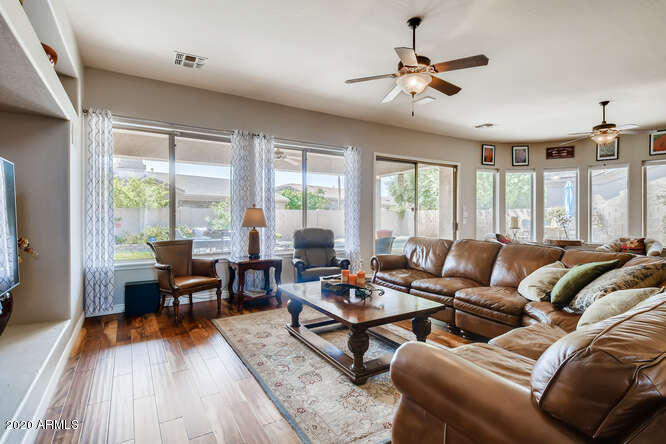 13355 West Coronado Road Goodyear, AZ 85395 - Photo 4 of 28 Great Room