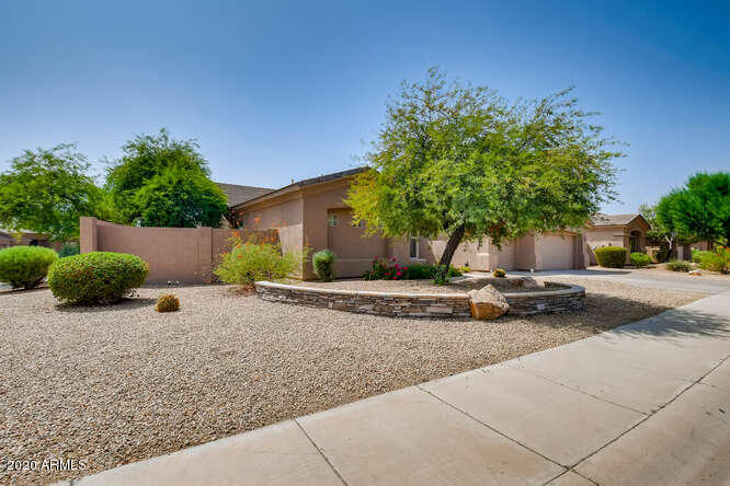 13355 West Coronado Road Goodyear, AZ 85395 - Photo 7 of 28 Low Maintenance Yard