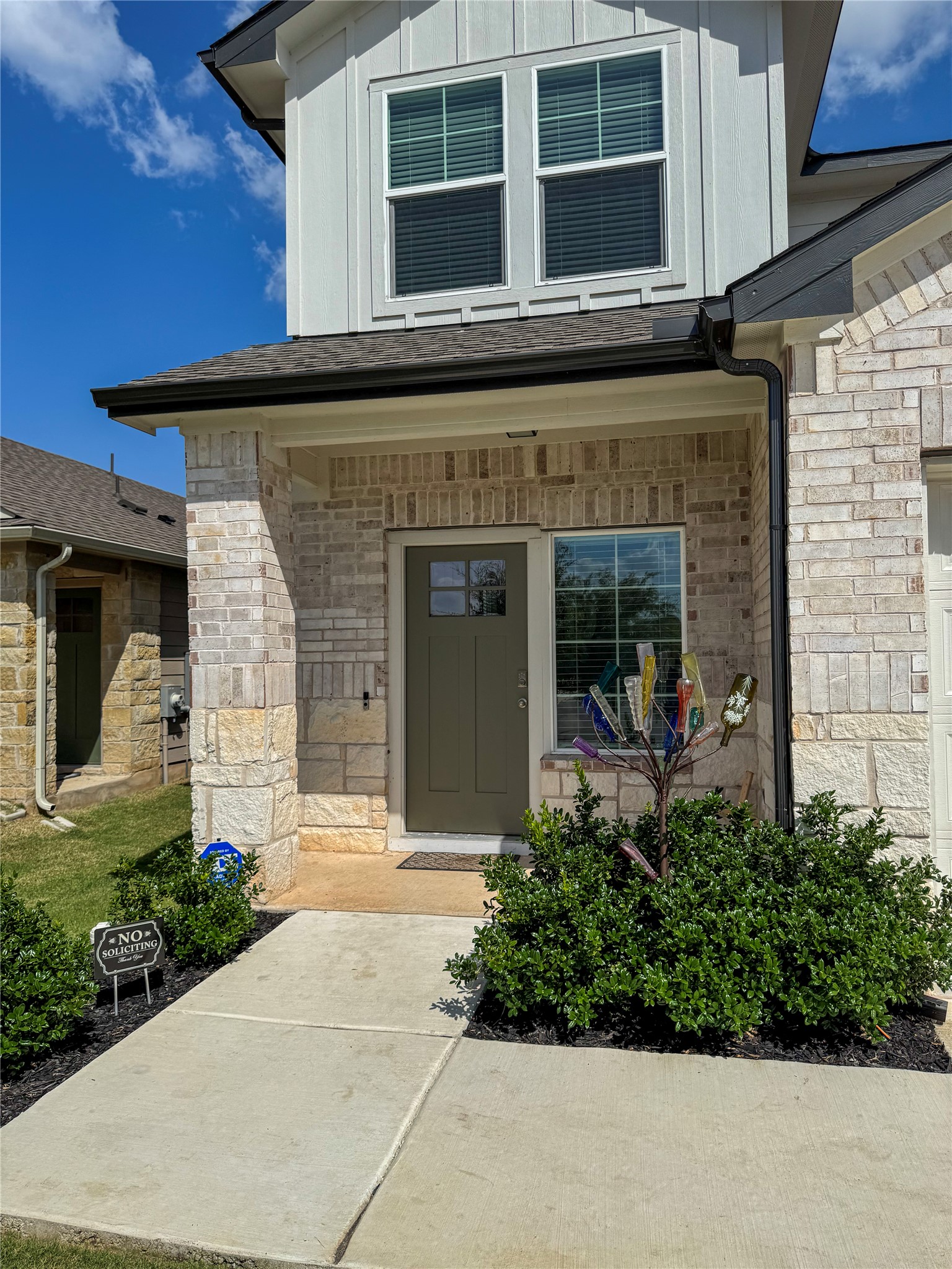 107 Hamilton Pool Lane Bastrop, TX 78602 - Photo 3 of 22 Doorway to property.