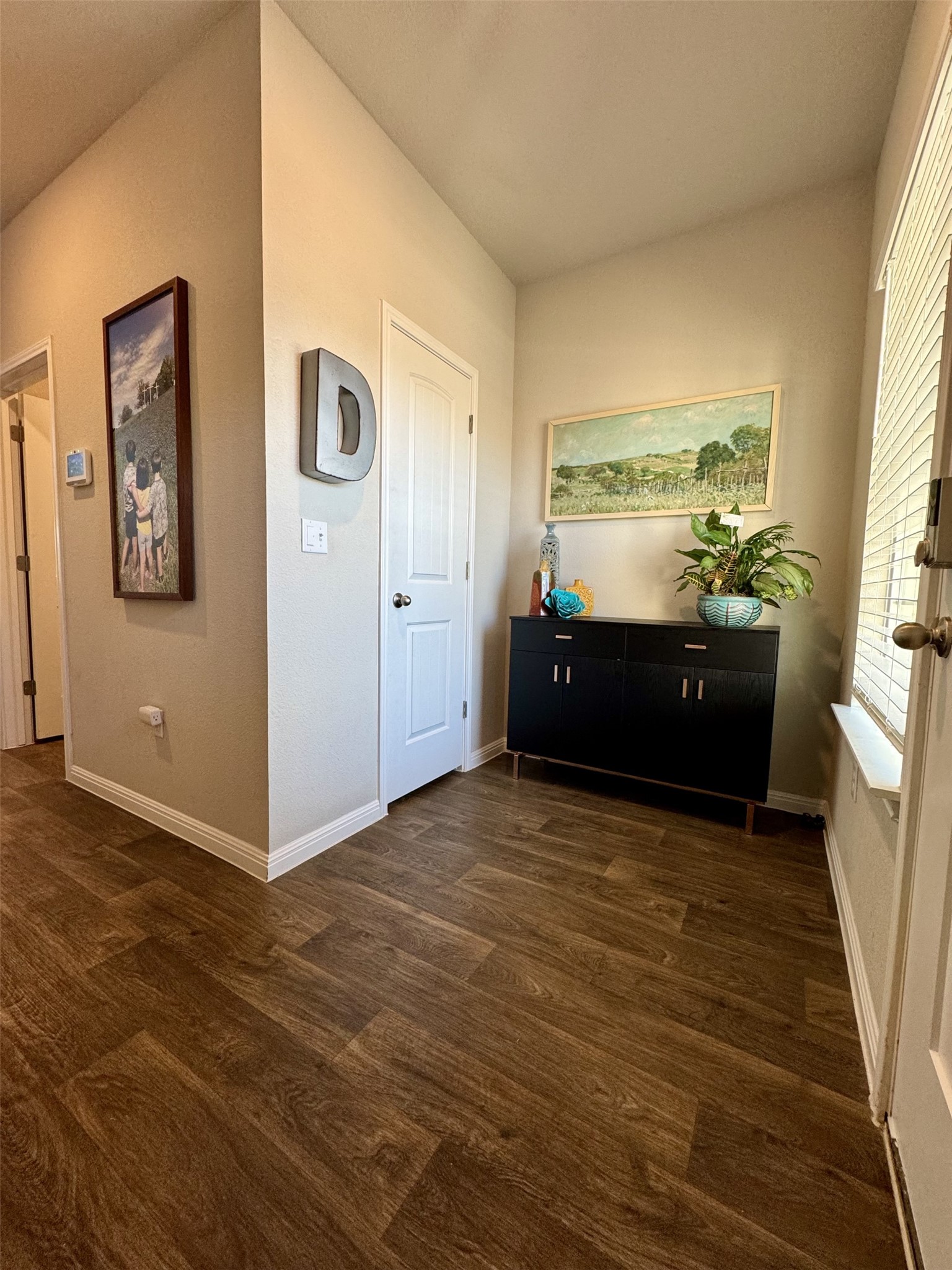 107 Hamilton Pool Lane Bastrop, TX 78602 - Photo 4 of 22 Front entry with coat closet.