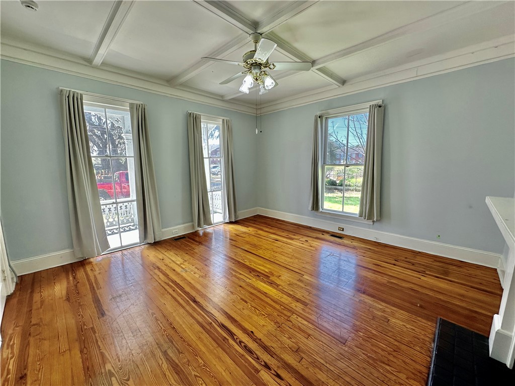 1409 Egmont Street Brunswick, GA 31520 - Photo 9 of 23