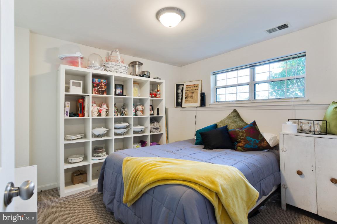 142 Connery Terrace Southwest Leesburg, VA 20175 - Photo 20 of 37
