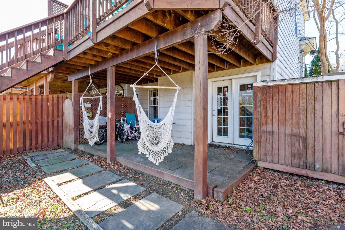 142 Connery Terrace Southwest Leesburg, VA 20175 - Photo 34 of 37
