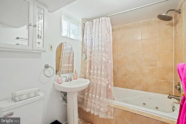 $448,000 | 7531 Dover Lane, Hyattsville, MD 20784