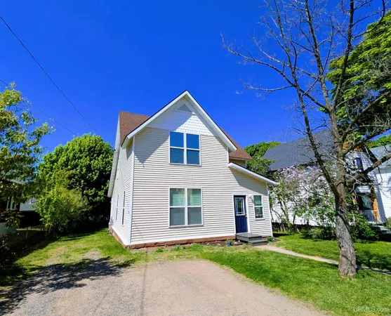 $369,900 | 376 Alger Street, Marquette, MI 49855