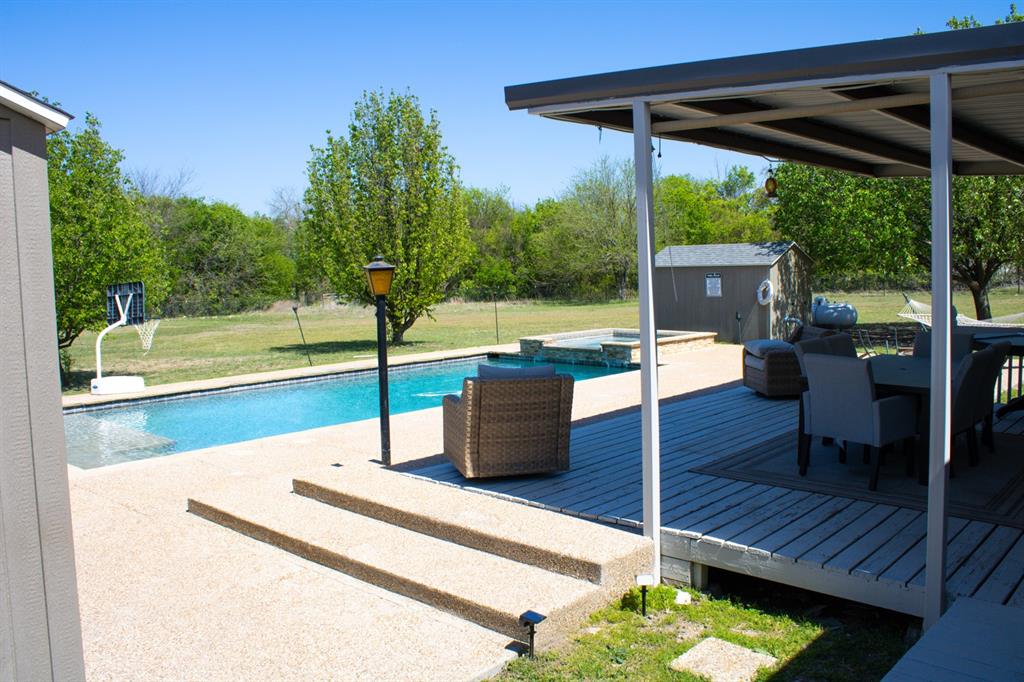 611 Gladness, Unit A Rhome, TX 76078 - Photo 5 of 40