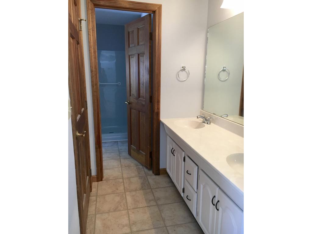 24 Lindsay Road Hooksett, NH 03106 - Photo 12 of 18