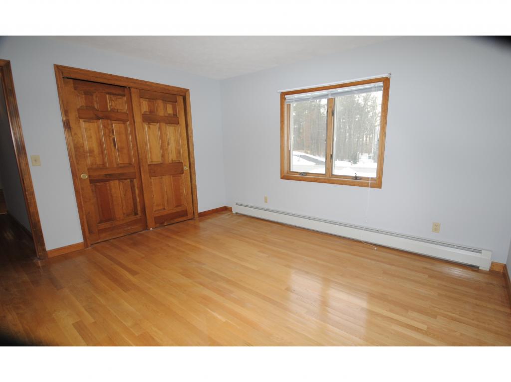 24 Lindsay Road Hooksett, NH 03106 - Photo 9 of 18