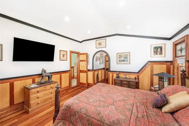 $20,000 | 6 White Lane, Hampton Bays, NY 11946