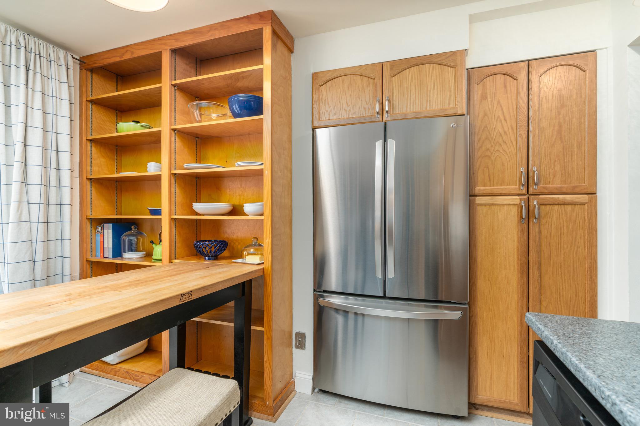 1656 Valencia Way Reston, VA 20190 - Photo 19 of 50 Enjoy a large fridge