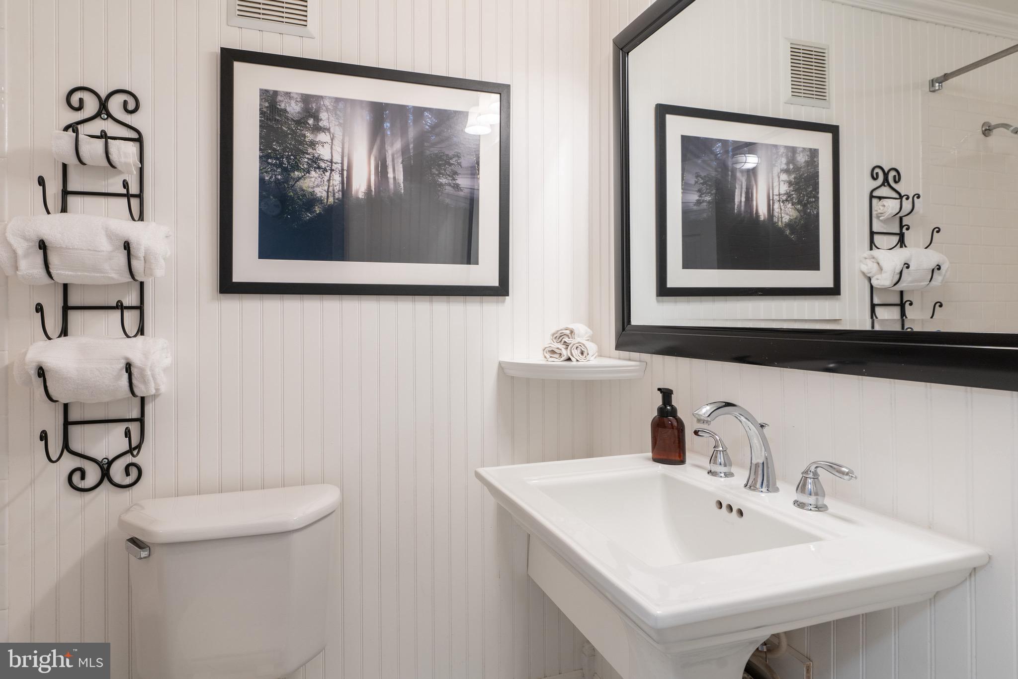 1656 Valencia Way Reston, VA 20190 - Photo 35 of 50 Additional updated full bathroom on the top level