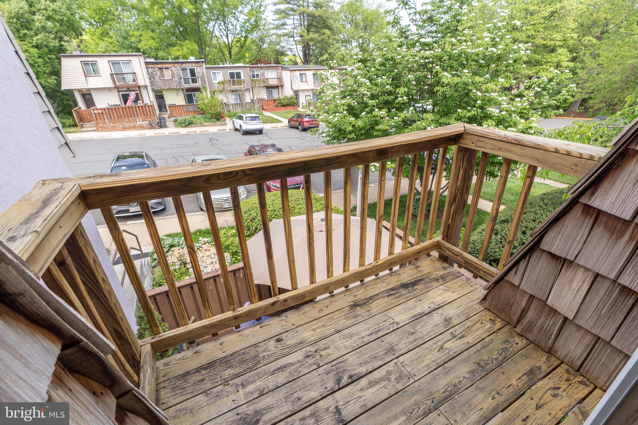 1656 Valencia Way Reston, VA 20190 - Photo 41 of 50 Deck off of bedroom 3