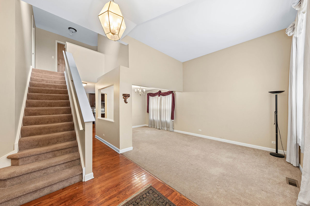 3202 Whitney Road Aurora, IL 60502 - Photo 6 of 28