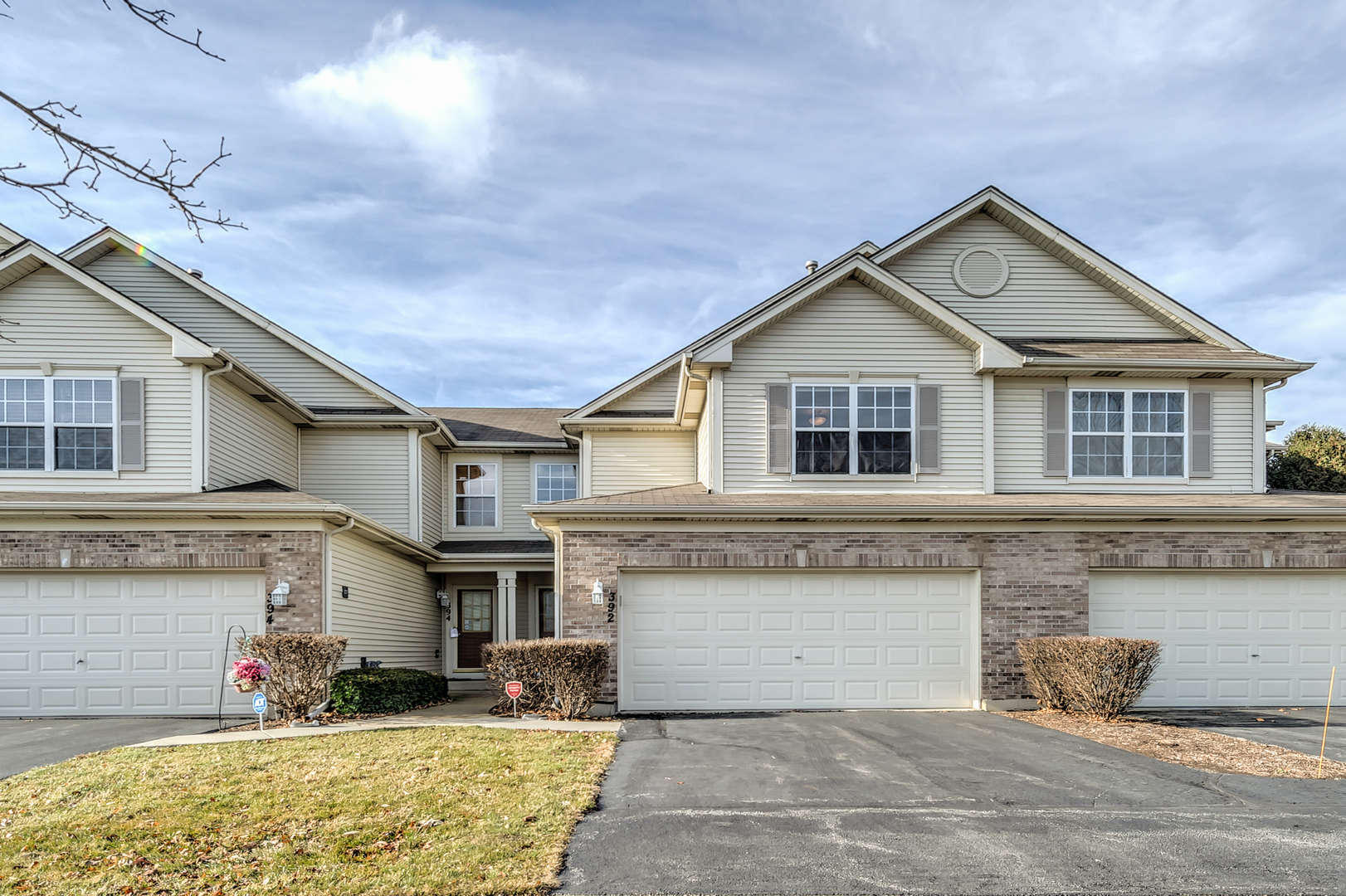 392 Littleton Trail Elgin, IL 60120 - Photo 1 of 37