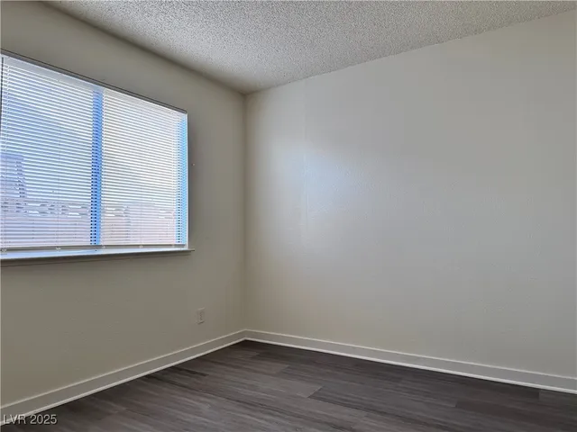 $1,795 | 6517 Chilton Court, Las Vegas, NV 89108