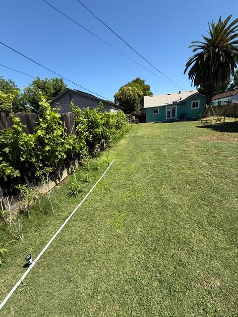 328 East 20th Street Merced, CA 95340 - Photo 13 of 19