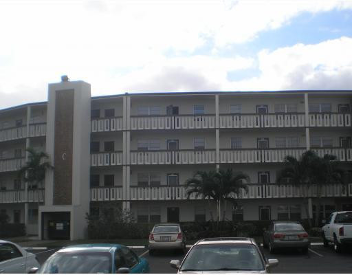 4048 Hythe A, Unit 4048 Boca Raton, FL 33434 - Photo 1 of 6 Exterior Front