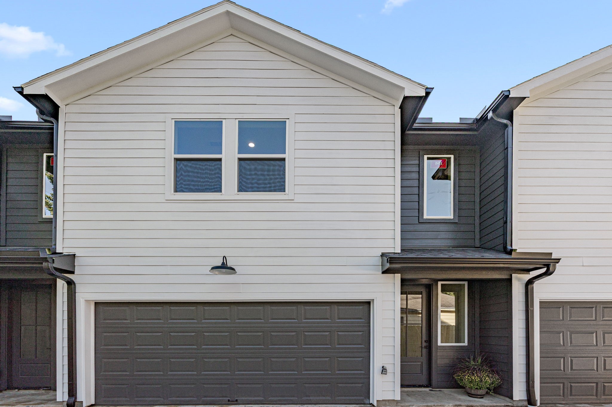 4611 Dewberry Street, Unit B Houston, TX 77021 - Photo 22 of 24 a front view of a house